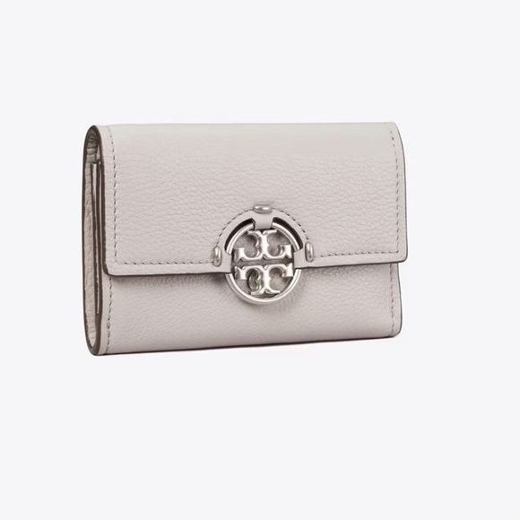 Tory Burch Handbags - Tory Burch MILLER MEDIUM FLAP WALLET